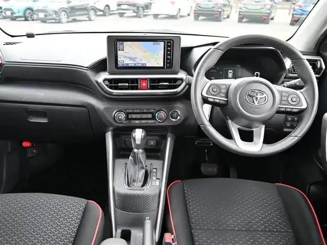 トヨタ ライズ Z 千葉県 2020(令2)年 4.3万km ナチュラルベージュマイカM スマートアシストIII/レーダークルーズコントロール/エコアイドル/純正SDナビ/地デジTV/【DVD/CD再生機能　Bluetooth接続】/バックカメラ/前席シートヒーター/革巻きステアリング/ステアリングスイッチ/ETC（2.0）/LEDヘッドライト/フォグライト/ウインカーミラー/コーナーセンサー/純正17インチアルミホイル/サイド/カーテンエアバッグ/スマートキー