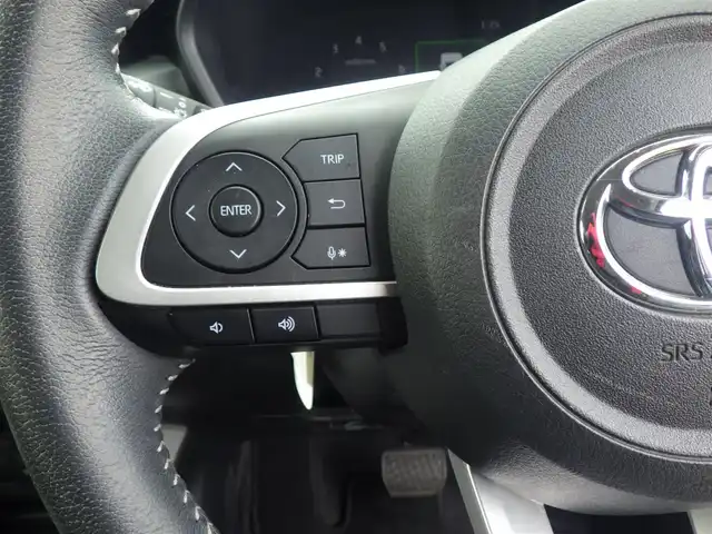 トヨタ ライズ Z 千葉県 2020(令2)年 4.3万km ナチュラルベージュマイカM スマートアシストIII/レーダークルーズコントロール/エコアイドル/純正SDナビ/地デジTV/【DVD/CD再生機能　Bluetooth接続】/バックカメラ/前席シートヒーター/革巻きステアリング/ステアリングスイッチ/ETC（2.0）/LEDヘッドライト/フォグライト/ウインカーミラー/コーナーセンサー/純正17インチアルミホイル/サイド/カーテンエアバッグ/スマートキー