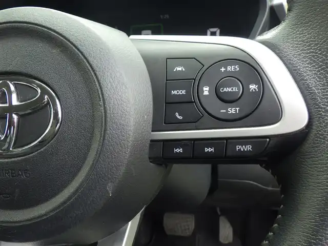 トヨタ ライズ Z 千葉県 2020(令2)年 4.3万km ナチュラルベージュマイカM スマートアシストIII/レーダークルーズコントロール/エコアイドル/純正SDナビ/地デジTV/【DVD/CD再生機能　Bluetooth接続】/バックカメラ/前席シートヒーター/革巻きステアリング/ステアリングスイッチ/ETC（2.0）/LEDヘッドライト/フォグライト/ウインカーミラー/コーナーセンサー/純正17インチアルミホイル/サイド/カーテンエアバッグ/スマートキー