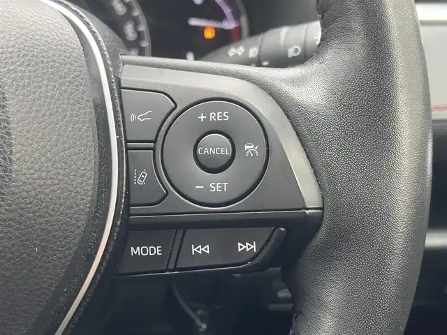 トヨタ ＲＡＶ４ アドベンチャー オフロードPKG 島根県 2021(令3)年 6万km グレーメタリック 純正９型ＳＤナビ/（フルセグＴＶ/ＤＶＤ再生/Ｂｌｕｅｔｏｏｔｈ接続）　/バックカメラ　/ビルトインＥＴＣ　/前後ドライブレコーダー　/アダプティブクルーズコントロール　/レーンキープアシスト　/ブラインドスポットモニター/クリアランスソナー　/プリクラッシュセーフティー　/パワーバックドア/運転席パワーシート/前席シートヒーター/エアシート　/ステアリングヒーター/電動パーキングブレーキ/ホールド/オートハイビーム/ライト/純正LEDヘッドライト/デジタルインナーミラー/純正18インチアルミホイール/純正フロアマット