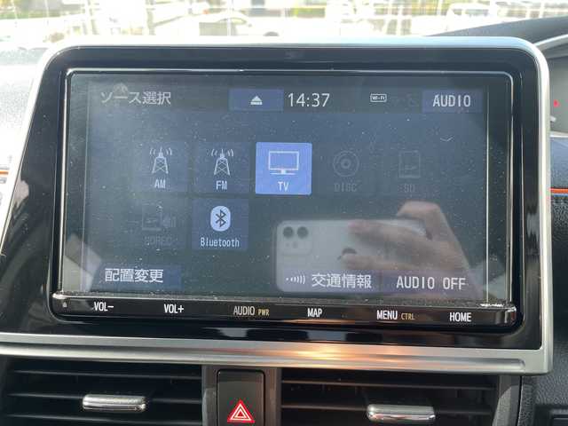 トヨタ シエンタ ハイブリッド G クエロ 沖縄県 2019(令1)年 4.1万km パール 純正ナビ/ＡＭ／ＦＭ／ＣＤ／ＤＶＤ／ＢＴ　/フルセグＴＶ　/衝突軽減　/全方位カメラ　/バックカメラ　/両側パワスラ　/クルーズコントロール　/オートマチックハイビーム　/レーンキープ　/スマートキー