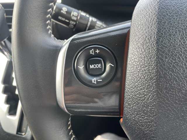 トヨタ シエンタ ハイブリッド G クエロ 沖縄県 2019(令1)年 4.1万km パール 純正ナビ/ＡＭ／ＦＭ／ＣＤ／ＤＶＤ／ＢＴ　/フルセグＴＶ　/衝突軽減　/全方位カメラ　/バックカメラ　/両側パワスラ　/クルーズコントロール　/オートマチックハイビーム　/レーンキープ　/スマートキー