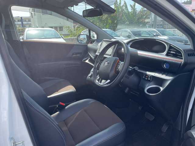 トヨタ シエンタ ハイブリッド G クエロ 沖縄県 2019(令1)年 4.1万km パール 純正ナビ/ＡＭ／ＦＭ／ＣＤ／ＤＶＤ／ＢＴ　/フルセグＴＶ　/衝突軽減　/全方位カメラ　/バックカメラ　/両側パワスラ　/クルーズコントロール　/オートマチックハイビーム　/レーンキープ　/スマートキー