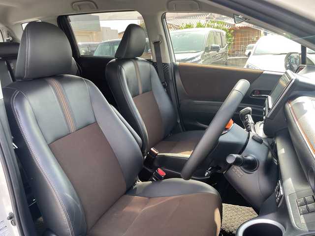 トヨタ シエンタ ハイブリッド G クエロ 沖縄県 2019(令1)年 4.1万km パール 純正ナビ/ＡＭ／ＦＭ／ＣＤ／ＤＶＤ／ＢＴ　/フルセグＴＶ　/衝突軽減　/全方位カメラ　/バックカメラ　/両側パワスラ　/クルーズコントロール　/オートマチックハイビーム　/レーンキープ　/スマートキー