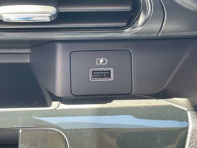 日産 デイズ X 静岡県 2026(令8)年 0.1千km ホワイトパール 純正ディスプレイオーディオ/・USB/Bluetooth/・Apple Carplay/Android Auto/主要装備/・アイドリングストップ/・バックカメラ　/・横滑り防止装置　/・盗難防止装置　/・オートライト　/・オートハイビーム　/・コーナーセンサー　/・プッシュスタート　/・ステアリングリモコン　/・パワーステアリング/・パワーウィンドウ/・スマートキー