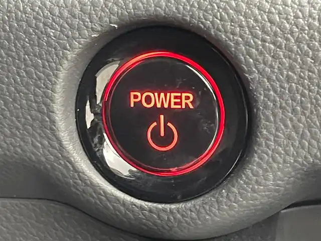 ホンダ ステップワゴン スパーダ eHEV 福岡県 2023(令5)年 3万km プラチナホワイトパール ワンオーナー　/純正１１．４型ナビ/フルセグTV　/バックカメラ　/ホンダセンシング　/レーダークルーズコントロール　/コーナーセンサー　/衝突被害軽減ブレーキ　/レーンキープ　/アクセル踏み間違い防止　/ブラインドスポットモニター/パドルシフト　/両側電動スライドドア　/ハーフレザーシート　/シートヒーター　/パワーバックドア　/ＬＥＤヘッドライト　/純正１６インチアルミホイール　/純正ＡＷ付き冬タイヤ４本積込み