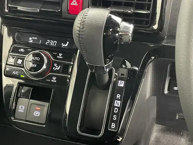 ダイハツ タント カスタム RS 愛知県 2023(令5)年 3.2万km クールバイオレットクリスタルシャイン 純正10インチナビ/スマートアシストIII/全方位カメラ/シートヒーター/前後ドライブレコーダー/両側パワースライドドア/フルセグTV/DVD/純正アルミホイール/LEDオートライト/フォグランプ/カーテンエアバッグ/衝突被害軽減ブレーキ/純正フロアマット/コーナーセンサー