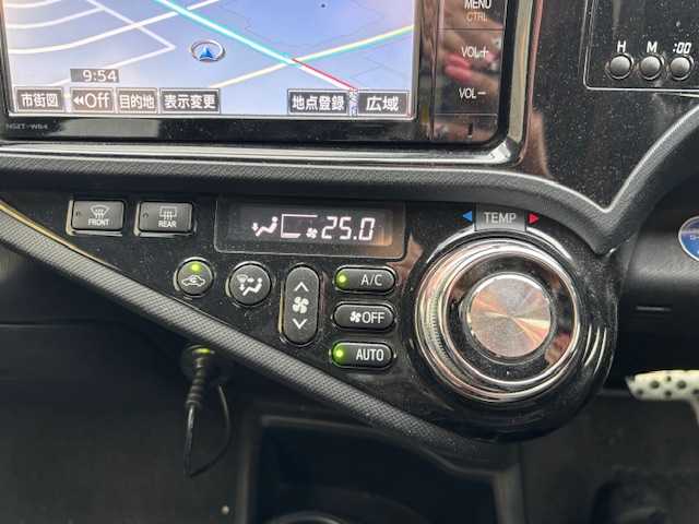 トヨタ アクア G G’s 宮城県 2015(平27)年 16.5万km ブラックマイカ 登録時走行距離164382km/純正SDナビ/CD/Bluetooth/AM/FM/フルセグTV/ドライブレコーダー/シートヒーター/ETC/ステアリングリモコン/プッシュスタート/オートライト/純正フロアマット/LEDヘッドライト/ドアバイザー