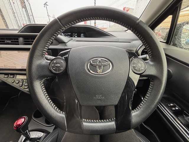 トヨタ アクア G G’s 宮城県 2015(平27)年 16.5万km ブラックマイカ 登録時走行距離164382km/純正SDナビ/CD/Bluetooth/AM/FM/フルセグTV/ドライブレコーダー/シートヒーター/ETC/ステアリングリモコン/プッシュスタート/オートライト/純正フロアマット/LEDヘッドライト/ドアバイザー