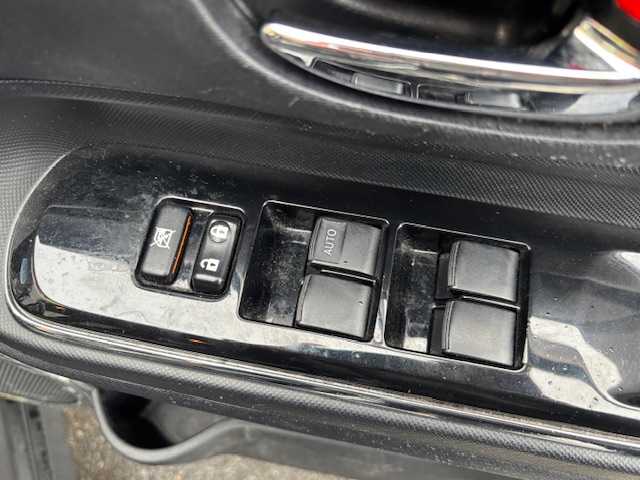 トヨタ アクア G G’s 宮城県 2015(平27)年 16.5万km ブラックマイカ 登録時走行距離164382km/純正SDナビ/CD/Bluetooth/AM/FM/フルセグTV/ドライブレコーダー/シートヒーター/ETC/ステアリングリモコン/プッシュスタート/オートライト/純正フロアマット/LEDヘッドライト/ドアバイザー