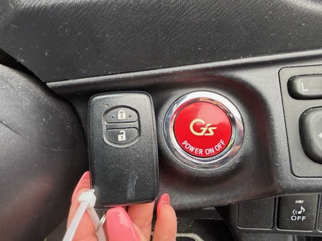 トヨタ アクア G G’s 宮城県 2015(平27)年 16.5万km ブラックマイカ 登録時走行距離164382km/純正SDナビ/CD/Bluetooth/AM/FM/フルセグTV/ドライブレコーダー/シートヒーター/ETC/ステアリングリモコン/プッシュスタート/オートライト/純正フロアマット/LEDヘッドライト/ドアバイザー