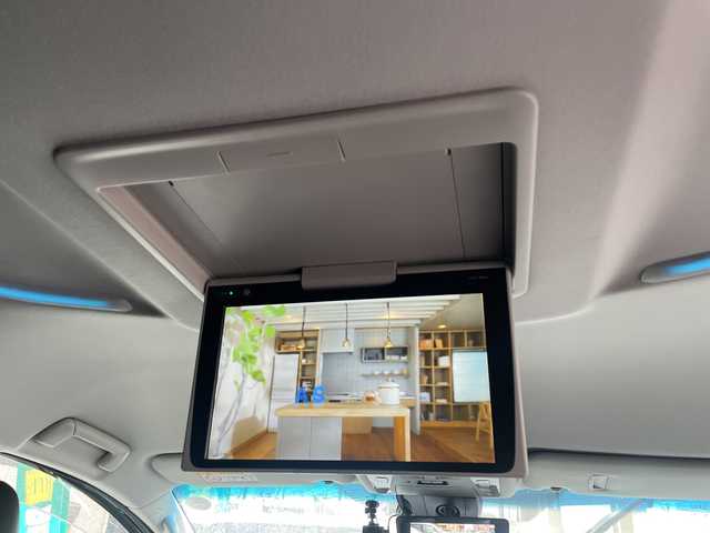 トヨタ アルファード S Cパッケージ 三重県 2018(平30)年 5.8万km ホワイトパールクリスタルシャイン 登録時58047km/フルモデリスタ/三眼LED/黒革シート/純正フリップダウンモニター/禁煙車/純正ナビ/（AM/FM/TV/Bluetooth）/フルセグTV/バックカメラ/ビルトインETC/レーダークルコン/ドライブレコーダー/デジタルインナーミラー/ステアリングスイッチ/ステアリングヒーター/パワーバックドア/シートメモリー/パワーシート/シートヒーター/ベンチレーション/キャプテンシート/プリクラッシュセーフティ/レーンディパーチャーアラート/クリアランスソナー/先行車発進お知らせ機能/オートライト/オートハイビーム/プッシュスタート