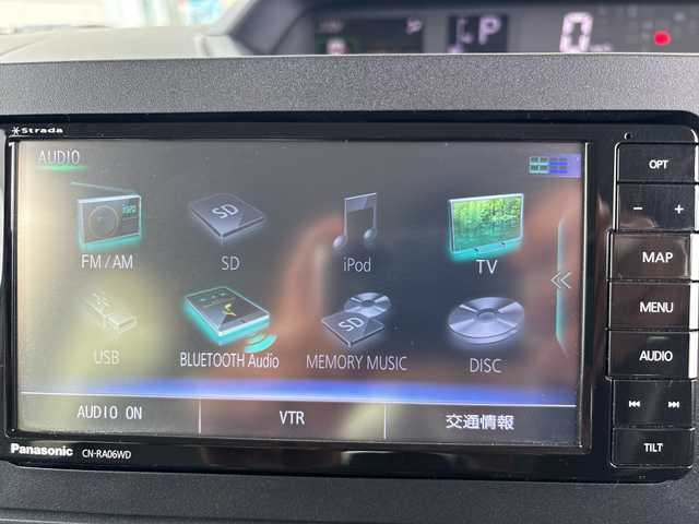 ダイハツ タント X 富山県 2021(令3)年 4.2万km レーザーブルークリスタルシャイン 社外メモリナビ/型式：CN-RA06WD/【CD/DVD/BT/SD/フルセグTV】/全方位カメラ/前方ドライブレコーダー/前席シートヒーター/片側パワースライドドア/スマートキー/スペアキー1本/LEDヘッドライト/オートライト/前後コーナーセンサー/社外アルミホイール/レーンキープアシスト/横滑り防止装置/衝突被害軽減システム/純正フロアマット/ドアバイザー