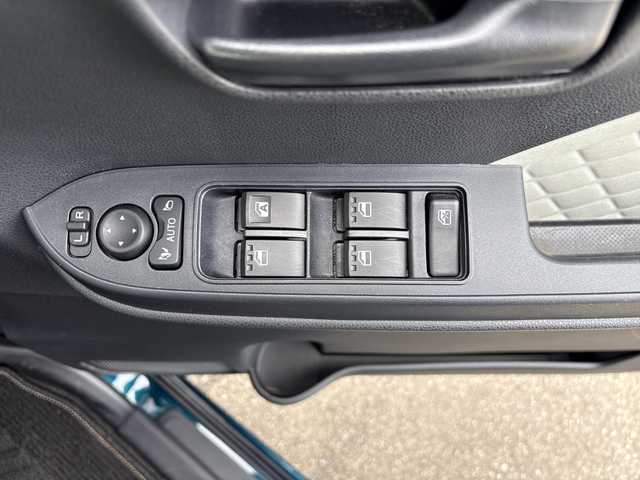 ダイハツ タント X 富山県 2021(令3)年 4.2万km レーザーブルークリスタルシャイン 社外メモリナビ/型式：CN-RA06WD/【CD/DVD/BT/SD/フルセグTV】/全方位カメラ/前方ドライブレコーダー/前席シートヒーター/片側パワースライドドア/スマートキー/スペアキー1本/LEDヘッドライト/オートライト/前後コーナーセンサー/社外アルミホイール/レーンキープアシスト/横滑り防止装置/衝突被害軽減システム/純正フロアマット/ドアバイザー
