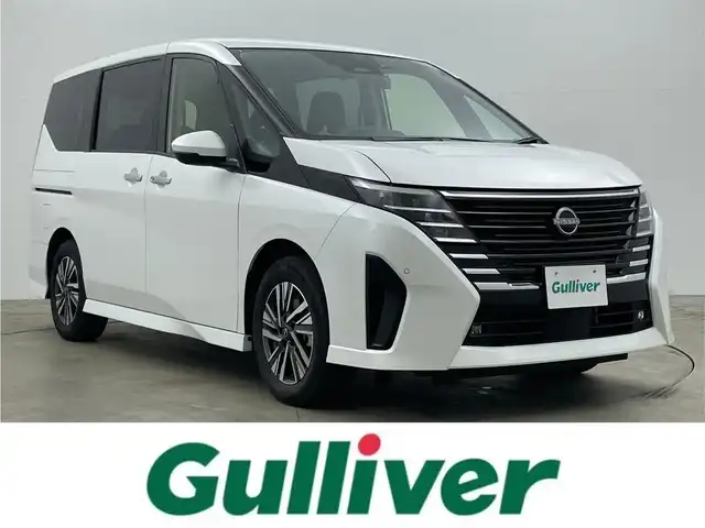 日産 セレナ ハイウェイスター V 岡山県 2023(令5)年 3万km プリズムホワイト ９インチナビ/【CD/DVD/BT/フルセグ】/型番:MDV-M907HDL/両側パワースライドドア/プロパイロット/アラウンドビューモニター/デジタルインナーミラー/ドライブレコーダー/衝突軽減ブレーキ/ＬＥＤヘッドライト/ETC/オートブレーキホールド/パドルシフト/オートハイビーム/ブラインドスポットモニター/フォグランプ/プッシュスタート/純正16インチアルミホイール