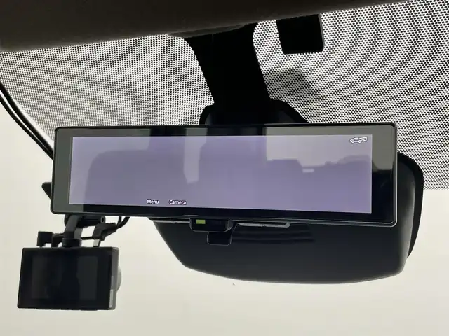 日産 セレナ ハイウェイスター V 岡山県 2023(令5)年 3万km プリズムホワイト ９インチナビ/【CD/DVD/BT/フルセグ】/型番:MDV-M907HDL/両側パワースライドドア/プロパイロット/アラウンドビューモニター/デジタルインナーミラー/ドライブレコーダー/衝突軽減ブレーキ/ＬＥＤヘッドライト/ETC/オートブレーキホールド/パドルシフト/オートハイビーム/ブラインドスポットモニター/フォグランプ/プッシュスタート/純正16インチアルミホイール