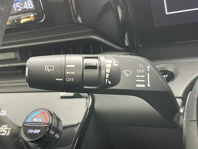 日産 セレナ ハイウェイスター V 岡山県 2023(令5)年 3万km プリズムホワイト ９インチナビ/【CD/DVD/BT/フルセグ】/型番:MDV-M907HDL/両側パワースライドドア/プロパイロット/アラウンドビューモニター/デジタルインナーミラー/ドライブレコーダー/衝突軽減ブレーキ/ＬＥＤヘッドライト/ETC/オートブレーキホールド/パドルシフト/オートハイビーム/ブラインドスポットモニター/フォグランプ/プッシュスタート/純正16インチアルミホイール