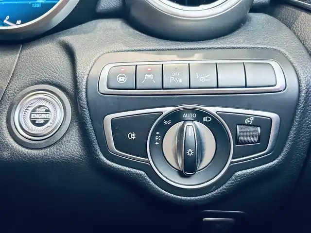 メルセデス・ベンツ Ｃ２００ ワゴン ローレウスエディション 大阪府 2020(令2)年 4万km グレー HUD/ブルメスター/黒革/メモリ付きパワーシート/エアシートヒーター/純正ナビ/TV/360度カメラ/applecarplay/レーダーセーフティ/ACC/ブラインドスポット/純正18インチAW/LEDヘッドライト/アンビエントライト/電動リアゲート/ワイヤレス充電/パフュームアトマイザー