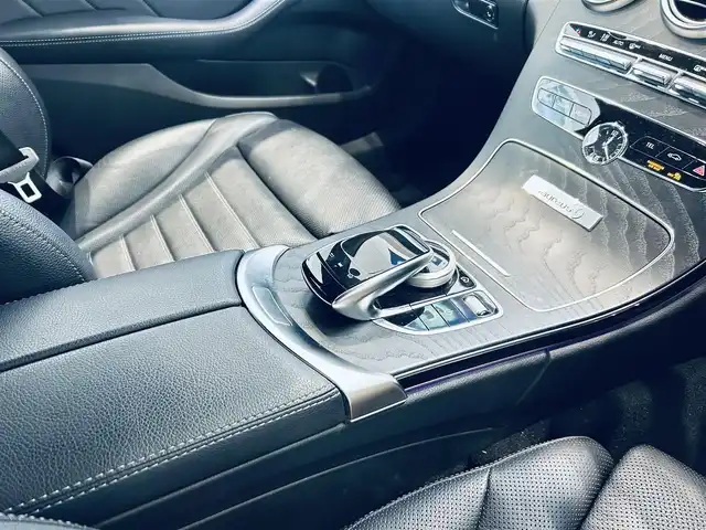 メルセデス・ベンツ Ｃ２００ ワゴン ローレウスエディション 大阪府 2020(令2)年 4万km グレー HUD/ブルメスター/黒革/メモリ付きパワーシート/エアシートヒーター/純正ナビ/TV/360度カメラ/applecarplay/レーダーセーフティ/ACC/ブラインドスポット/純正18インチAW/LEDヘッドライト/アンビエントライト/電動リアゲート/ワイヤレス充電/パフュームアトマイザー