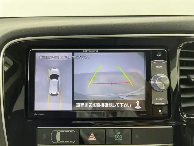 三菱 アウトランダー ＰＨＥＶ G 群馬県 2018(平30)年 1.9万km スターリングシルバーM 後側方車両検知警報システム/＝＝＝＝＝/7インチナビ/・AM/FM/CD/DVD/SD/Bluetooth/フルセグTV/マルチアラウンドモニター(バードアイビュー機能付)/e-Assist/・衝突被害軽減ブレーキシステム/・車線逸脱警報システム/・オートマチックハイビーム/・レーダークルーズコントロールシステム/パーキングセンサー/AC1500W/前席シートヒーター/ステアリングヒーター/ドライブレコーダー/電動パーキングブレーキ/オートブレーキホールド/プッシュスタート/スマートキー