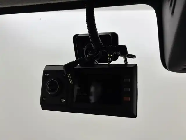 スズキ スペーシア HYBRID X 福岡県 2019(平31)年 3.6万km チアフルピンクM 社外９インチナビ（フルセグＴＶ、ＢＴ）　/全方位カメラ　/前後ドライブレコーダー　/ビルトインＥＴＣ　/両側パワースライドドア　/衝突被害軽減システム　/レーンキープ　/横滑り防止装置　/純正１４インチアルミホイール