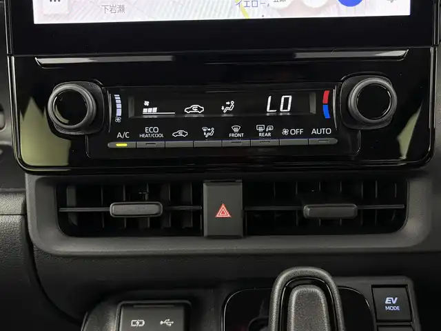 トヨタ シエンタ ハイブリッド Z 埼玉県 2025(令7)年 0.1万km未満 プラチナホワイトパールマイカ 純正１０．５型ナビ　パノラミックビューモニター　　ハンドルヒーター　純正前後ドライブレコーダー　Ｔチームメイトアドバンストパーク　コンフォートパッケージ（前席シートヒーター）　ビルトインＥＴＣ２．０ 純正フロアマット