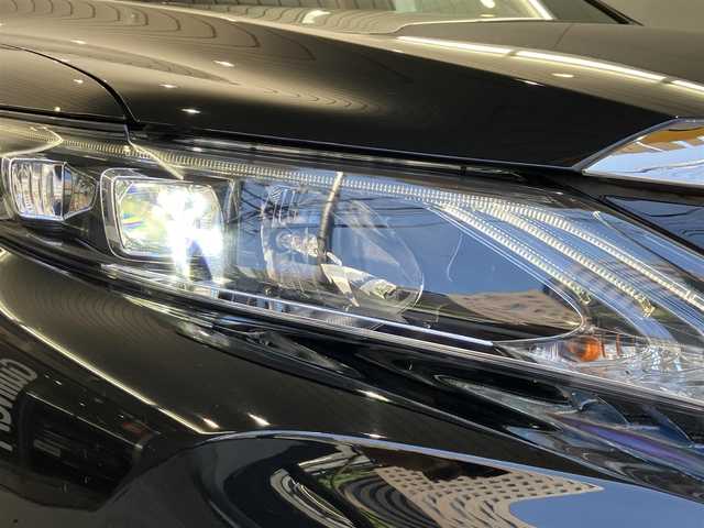 トヨタ ハリアー エレガンス 東京都 2014(平26)年 6.1万km ブラック 4WD/スライディングルーフ/純正ナビゲーション/地上デジタルテレビ/Bカメラ/ドライブレコーダー(前後）/ETC/プッシュスタート/スマートキー/ハンズフリー/USB/LEDヘッドライト・フォグライト/純正アルミホイール17インチ/純正フロアマット/メーカー保証書/取扱説明書