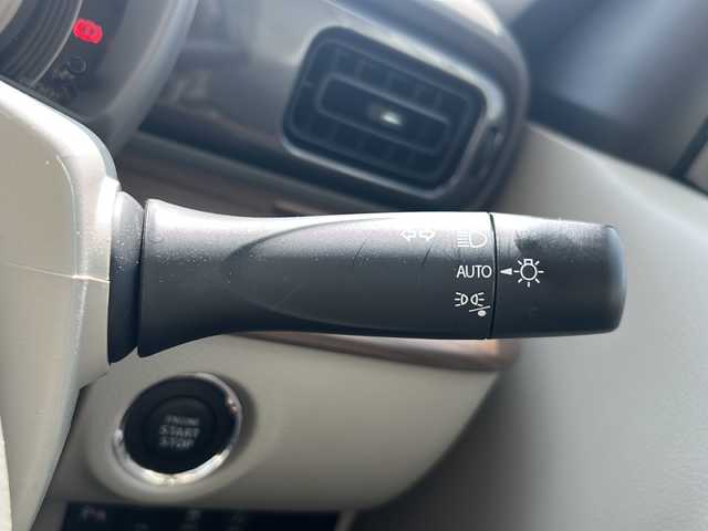 スズキ ラパン ＬＣ X 静岡県 2024(令6)年 0.5万km テラコッタピンクメタリック/アーバンブラウン 2トーン 純正ディスプレイオーディオ/・Bluetooth/・USB/・AM/・FM/主要装備/・衝突軽減/・レーンキープ/・横滑り防止装置/・コーナーセンサー/・バックカメラ/・シートヒーターD+N席/・スマートキー/・プッシュスタート/・LEDヘッドライト/・オートライト