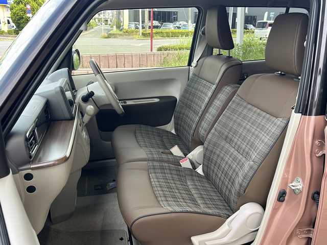 スズキ ラパン ＬＣ X 静岡県 2024(令6)年 0.5万km テラコッタピンクメタリック/アーバンブラウン 2トーン 純正ディスプレイオーディオ/・Bluetooth/・USB/・AM/・FM/主要装備/・衝突軽減/・レーンキープ/・横滑り防止装置/・コーナーセンサー/・バックカメラ/・シートヒーターD+N席/・スマートキー/・プッシュスタート/・LEDヘッドライト/・オートライト