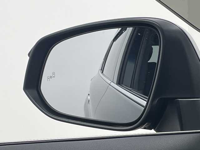 トヨタ ハリアー Z 群馬県 2022(令4)年 2.8万km プレシャスブラックパール 純正１２．３型ナビ　調光パノラマルーフ　全周囲カメラ　ＪＢＬ　デジタルインナーミラー　アダプティブクルーズコントロール　衝突被害軽減ブレーキ　電動リアゲート　ＬＥＤヘッドライト　ＥＴＣ２．０　禁煙車