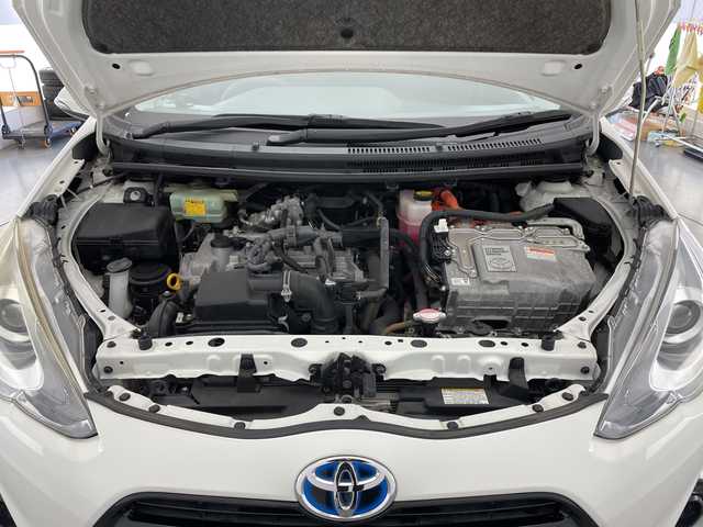 トヨタ アクア S スタイルブラック 長野県 2016(平28)年 6万km ライムホワイトパールクリスタルシャイン 禁煙車/純正SDナビ（型番：NSCD-W66）/（Bluetooth＆CD＆ワンセグTV）/バックカメラ/ETC/ドライブレコーダー（前後）/純正フロアマット/レーンディパーチャーアラート/衝突被害軽減システム/オートライト/オートマチックハイビーム/フォグランプ/LEDヘッドライト/スマートキー/スペアキー/保証書/取扱説明書