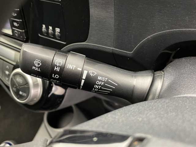 トヨタ アクア S スタイルブラック 長野県 2016(平28)年 6万km ライムホワイトパールクリスタルシャイン 禁煙車/純正SDナビ（型番：NSCD-W66）/（Bluetooth＆CD＆ワンセグTV）/バックカメラ/ETC/ドライブレコーダー（前後）/純正フロアマット/レーンディパーチャーアラート/衝突被害軽減システム/オートライト/オートマチックハイビーム/フォグランプ/LEDヘッドライト/スマートキー/スペアキー/保証書/取扱説明書