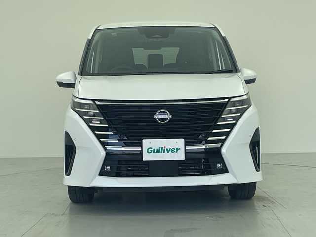 日産 セレナ e－パワー ハイウェイスター V 愛知県 2025(令7)年 0.1千km プリズムホワイト 登録済未使用車 26km/プロパイロット/デジタルインナー/純正12.3型ナビ/・Bluetooth/・フルセグテレビ/全方位モニター/両側パワースライドドア/衝突軽減ブレーキ/レーンキープアシスト/オートマチックハイビーム/ブラインドスポットモニター/前後コーナーセンサー/レーダークルーズコントロール/ワイヤレス充電/ドライブレコーダー/ETC2.0/LEDヘッドライト