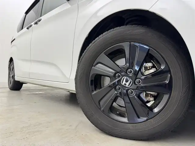 ホンダ フリード ハイブリット G ブラックスタイル 福岡県 2022(令4)年 3.6万km パール 純正９型ナビ（フルセグＴＶ）　/バックカメラ　/ＥＴＣ　/アダプティブクルーズコントロール　/コーナーセンサー　/衝突軽減ブレーキ　/レーンキープ　/両側電動スライドドア　/シートヒーター　/純正１５インチＡＷ　/ＬＥＤ