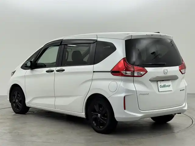 ホンダ フリード ハイブリット G ブラックスタイル 福岡県 2022(令4)年 3.6万km パール 純正９型ナビ（フルセグＴＶ）　/バックカメラ　/ＥＴＣ　/アダプティブクルーズコントロール　/コーナーセンサー　/衝突軽減ブレーキ　/レーンキープ　/両側電動スライドドア　/シートヒーター　/純正１５インチＡＷ　/ＬＥＤ