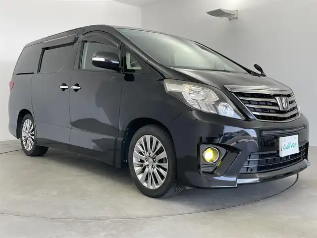 トヨタ アルファード 240S タイプゴールド 愛知県 2013(平25)年 11万km ブラック 社外ALPINE8インチナビ/バックカメラ/Bluetooth/フルセグTV/横滑り防止装置/コーナーセンサー/オートライト/フォグランプ/両側パワースライドドア/電動リアゲート/純正AW/純正フロアマット/ドライブレコーダー/ビルトインETC/プッシュスタート/スマートキー