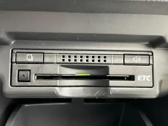 トヨタ アルファード 240S タイプゴールド 愛知県 2013(平25)年 11万km ブラック 社外ALPINE8インチナビ/バックカメラ/Bluetooth/フルセグTV/横滑り防止装置/コーナーセンサー/オートライト/フォグランプ/両側パワースライドドア/電動リアゲート/純正AW/純正フロアマット/ドライブレコーダー/ビルトインETC/プッシュスタート/スマートキー