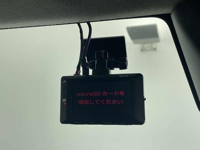 トヨタ ルーミー カスタムG－T 愛知県 2020(令2)年 5.2万km パールホワイトⅢ 社外ナビ/・フルセグ/・Ｂｌｕｅｔｏｏｔｈ/・HDMI/・DVD/・CD/・FM/AM/アラウンドビューモニター/両側パワースライドドア/前後ドライブレコーダー/レーダークルーズコントロール/衝突軽減ブレーキ/コーナーセンサー/先行車発進お知らせ機能/車線逸脱警報/前席シートヒータ/ＥＴＣ/LEDヘッドライト/オートライト/オートマチックハイビーム/フォグランプ/電動パーキングブレーキ/オートブレーキホールド/スペアキー