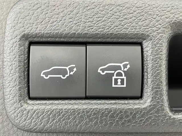 トヨタ ハリアー ハイブリッド Z レザーパッケージ 群馬県 2021(令3)年 3.9万km ホワイトパールクリスタルシャイン 純正12.3型ナビ/JBLプレミアムサウンド/Bluetooth接続/パノラミックビューモニター/デジタルインナーミラー/トヨタセーフティセンス/衝突被害軽減ブレーキ/レーンキープアシスト/ブラインドスポットモニター/オートマチックハイビーム/レーダークルーズコントロール/ステアリングスイッチ/シートヒーター/シートエアコン/左右分離型フルオートエアコン/スマートキー/プッシュスタート/ビルトインETC2.0/ドライブレコーダー/パワーバックドア