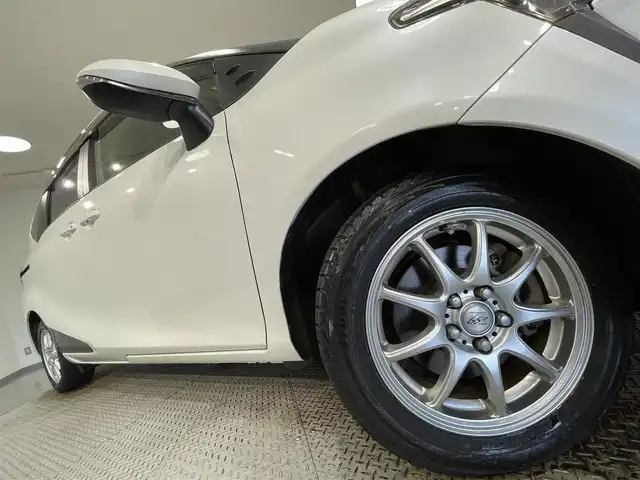 トヨタ シエンタ G 愛知県 2016(平28)年 6.7万km ホワイトパールクリスタルシャイン 純正ナビ/衝突軽減ブレーキ/両側電動スライドドア/ビルトインETC/バックカメラ/ドライブレコーダー/フルセグTV/レーンキープアシスト/オートハイビーム/プッシュスタート/スマートキー/CD/DVD再生/アイドリングストップ/純正フロアマット/社外15インチアルミホイール/電動格納ミラー/ヘッドライトレベライザー