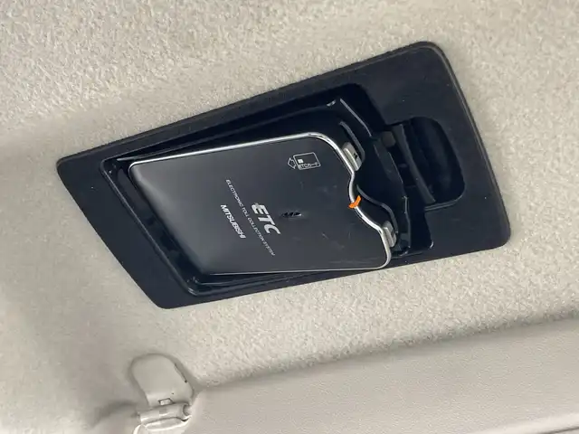 マツダ デミオ 13C－V HIDエディション 群馬県 2011(平23)年 4.2万km ラディアントエボニーマイカ 純正７インチナビ　ワンセグＴＶ　社外１４インチアルミホイール　純正フロアマット　シートカバー　オートエアコン　ＨＩＤヘッドライト　フォグランプ　リモコンキー　電動格納ミラー　ビルトインＥＴＣ　禁煙車