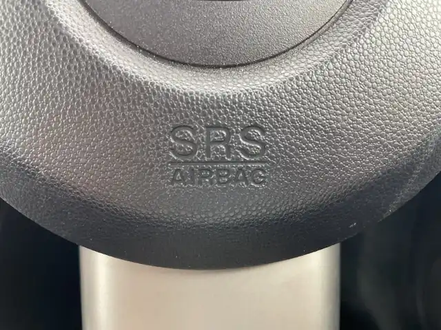 マツダ デミオ 13C－V HIDエディション 群馬県 2011(平23)年 4.2万km ラディアントエボニーマイカ 純正７インチナビ　ワンセグＴＶ　社外１４インチアルミホイール　純正フロアマット　シートカバー　オートエアコン　ＨＩＤヘッドライト　フォグランプ　リモコンキー　電動格納ミラー　ビルトインＥＴＣ　禁煙車