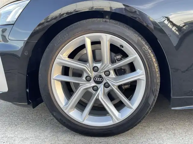 アウディ Ａ５ SB 35TDI Sライン 東京都 2022(令4)年 3.4万km ミトスブラックメタリック 純正ナビ／ＴＶ/３６０°カメラ　/衝突軽減　/ＡＣＣ　/ＢＳＭ　/レーンキープ　/ハーフレザー　/シートヒーター　/ワイヤレス充電　/ＥＴＣ　/ＬＥＤヘッドライト　/パワートランク /スマートキー２本