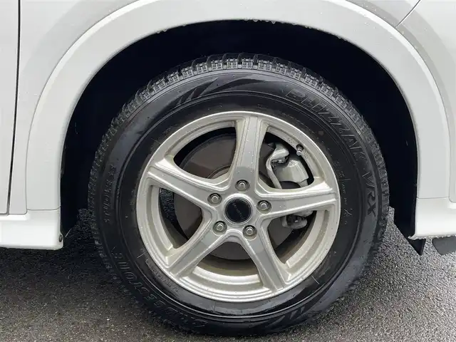 ホンダ ヴェゼル ハイブリッド Z 群馬県 2014(平26)年 7.6万km ホワイトオーキッドパール 純正SDナビ/　　ワンセグ/Bluetooth/    CD/DVD/ipod/SD/AUX/シティブレーキアクティブシステム/クルーズコントロール/バックモニター/ルーフレール/ハーフレザーシート/前席シートヒーター/オートLEDヘッドライト/フォグランプ/本革巻きステアリング/電動パーキングブレーキ/オートブレーキホールド/純正フロアマット/スマートキー2本/前方ドライブレコーダー/ETC