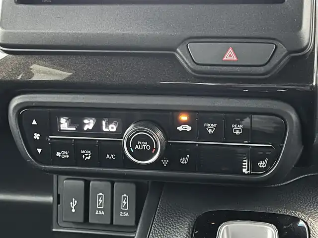 ホンダ Ｎ ＢＯＸ カスタム G L ホンダセンシング 奈良県 2020(令2)年 2.9万km クリスタルブラックパール 純正ナビ（VXM-204VFi)/（フルセグ/BT/CD/DVD)/レーダークルーズコントロール/バックカメラ/後方コーナーセンサー/衝突軽減システム/レーンキープアシスト/両側パワースライドドア/後席サンシェード/アイドリングストップ/オートライト/電動格納ミラー/ETC/純正14インチAW/取り扱い説明書