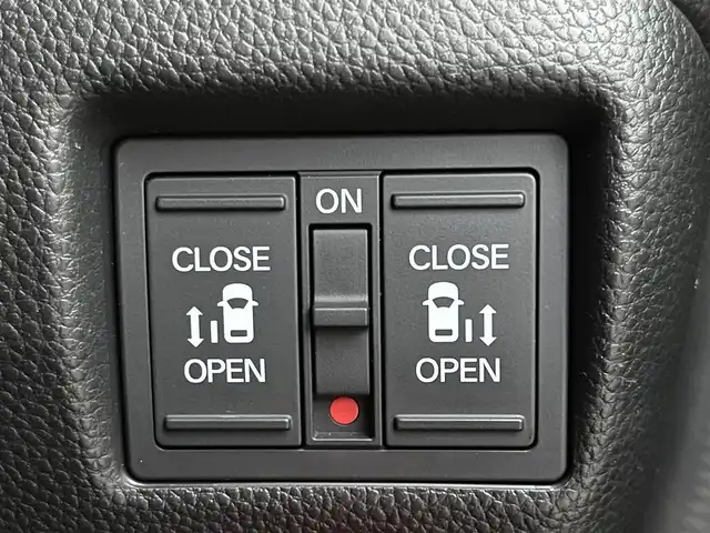 ホンダ Ｎ ＢＯＸ カスタム G L ホンダセンシング 奈良県 2020(令2)年 2.9万km クリスタルブラックパール 純正ナビ（VXM-204VFi)/（フルセグ/BT/CD/DVD)/レーダークルーズコントロール/バックカメラ/後方コーナーセンサー/衝突軽減システム/レーンキープアシスト/両側パワースライドドア/後席サンシェード/アイドリングストップ/オートライト/電動格納ミラー/ETC/純正14インチAW/取り扱い説明書