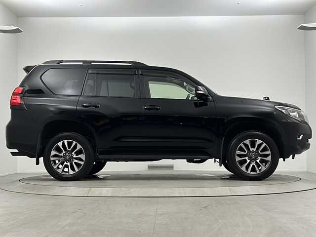 トヨタ ランドクルーザー プラド TX Lパッケージ 大阪府 2023(令5)年 3.6万km ブラック ワンオーナー/純正ナビ/・フルセグTV/・Bluetooth/サンルーフ/3列シート(7人乗り)/黒レザーシート/前席シートヒーター/前席シートベンチレーション/トヨタセーフティセンス/プリクラッシュセーフティ/レーンディパーチャーアラート/オートマチックハイビーム/レーダークルーズコントロール/バックカメラ/保証書/取扱説明書/点検記録簿