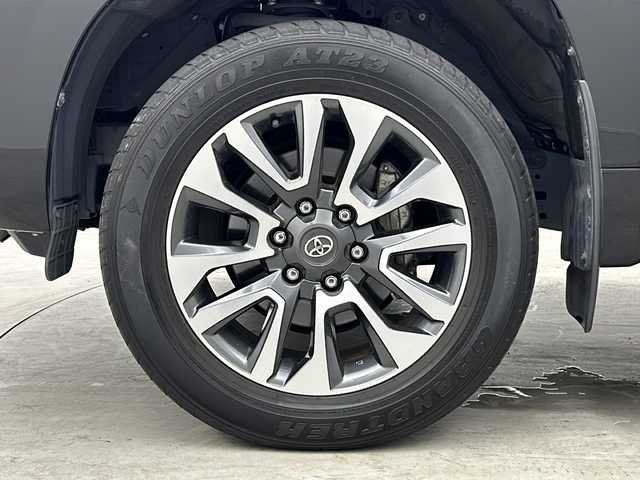 トヨタ ランドクルーザー プラド TX Lパッケージ 大阪府 2023(令5)年 3.6万km ブラック ワンオーナー/純正ナビ/・フルセグTV/・Bluetooth/サンルーフ/3列シート(7人乗り)/黒レザーシート/前席シートヒーター/前席シートベンチレーション/トヨタセーフティセンス/プリクラッシュセーフティ/レーンディパーチャーアラート/オートマチックハイビーム/レーダークルーズコントロール/バックカメラ/保証書/取扱説明書/点検記録簿