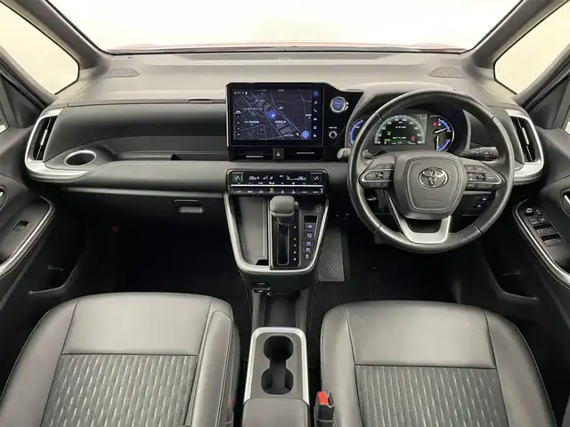 トヨタ ノア ハイブリッド S－Z 埼玉県 2023(令5)年 4.3万km レッドマイカメタリック 純正１０．５インチディスプレイオーデオ　フリップダウンモニター　ユニバーサルステップ　バックカメラ　ＤＶＤ再生　ビルトインＥＴＣ２．０　前後ドラレコ　レーダークルーズ　シートヒーター　ＡＣ１００Ｖ