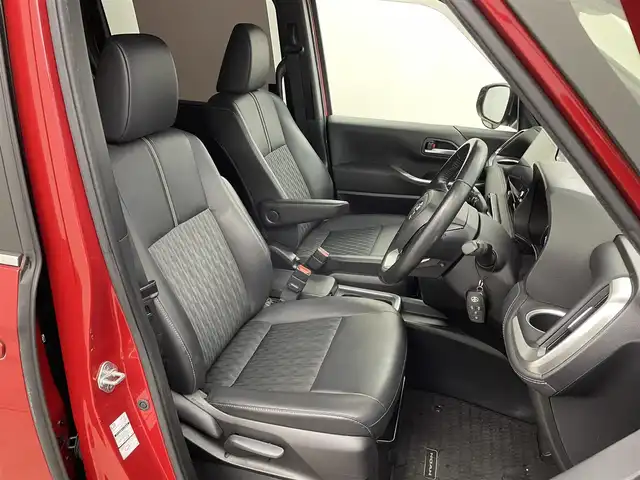 トヨタ ノア ハイブリッド S－Z 埼玉県 2023(令5)年 4.3万km レッドマイカメタリック 純正１０．５インチディスプレイオーデオ　フリップダウンモニター　ユニバーサルステップ　バックカメラ　ＤＶＤ再生　ビルトインＥＴＣ２．０　前後ドラレコ　レーダークルーズ　シートヒーター　ＡＣ１００Ｖ